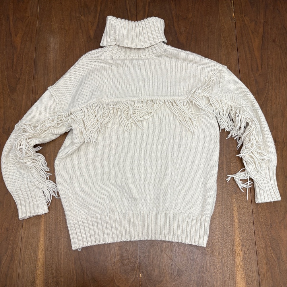 Elegant Cream Turtleneck Sweater